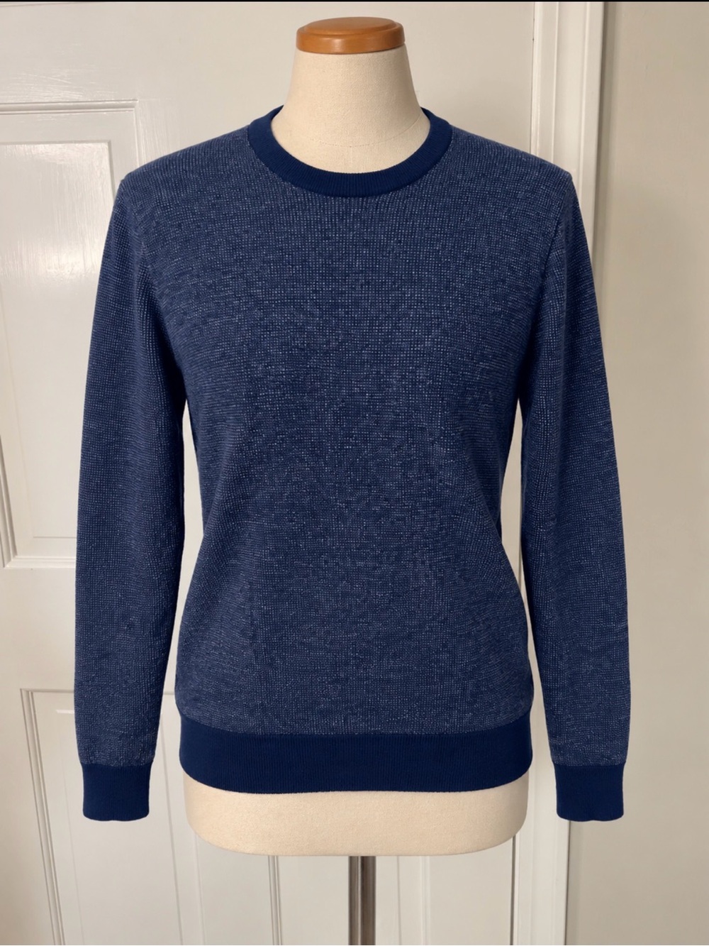 Banana Republic Men's Heathered Navy Crewneck Sweater